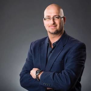 Meet your Posher, James